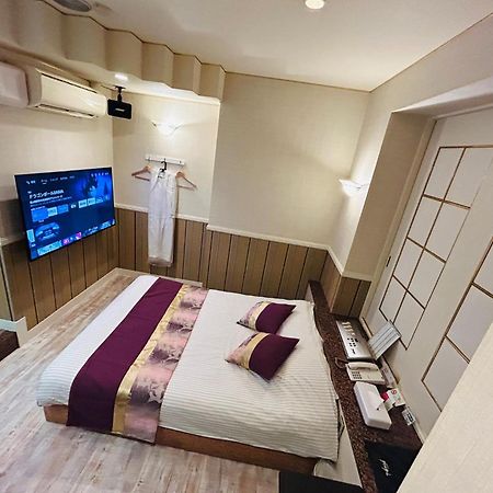 Hotel Crystal 大人専用 Токио Экстерьер фото