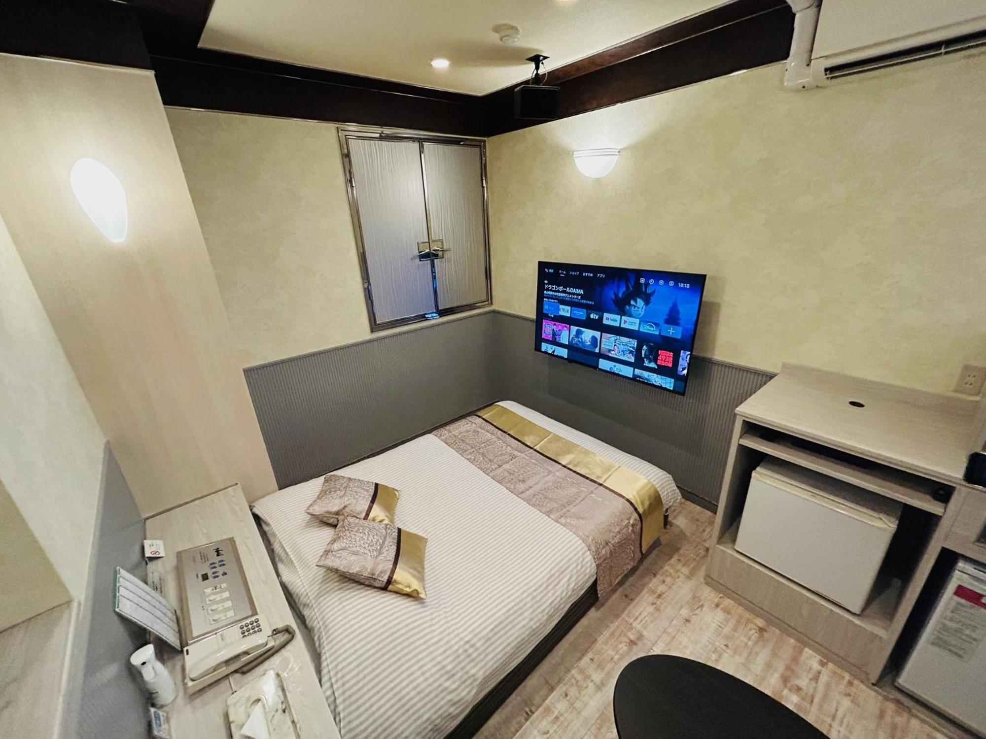Hotel Crystal 大人専用 Токио Экстерьер фото