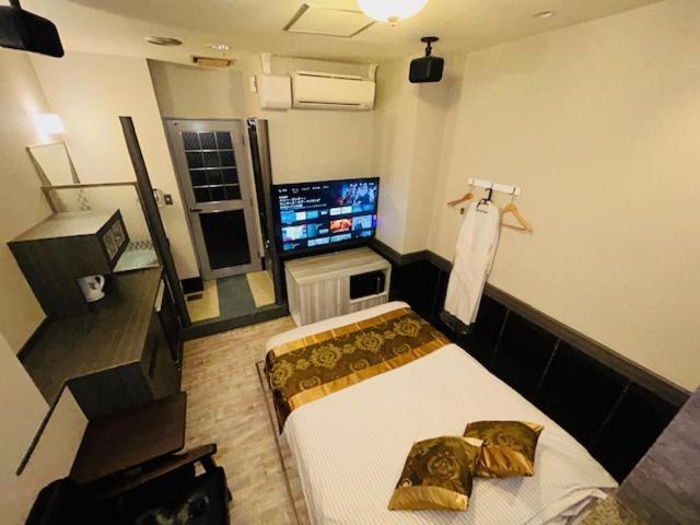 Hotel Crystal 大人専用 Токио Экстерьер фото